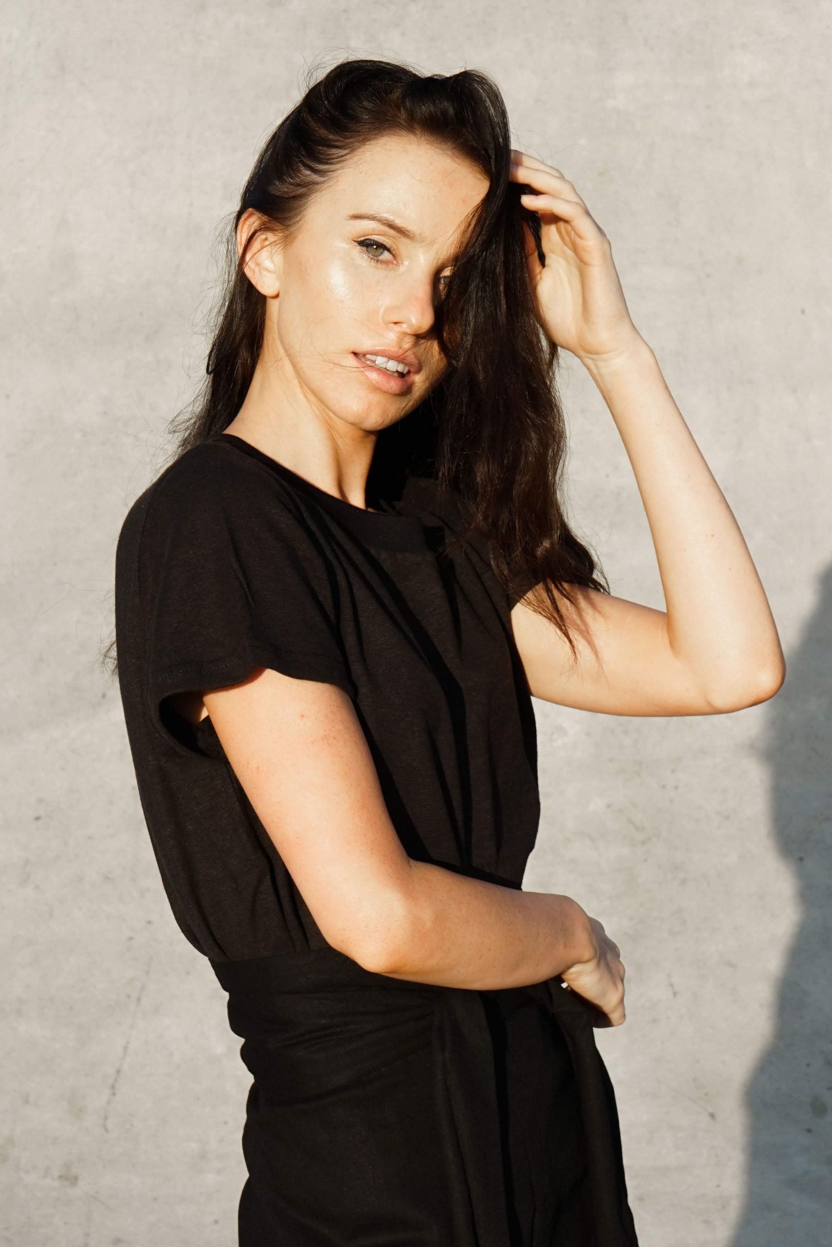 Kim Sassen Clothing Hemp T-Shirt Black Side